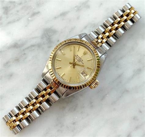 rolex lady datejust 26 gold.